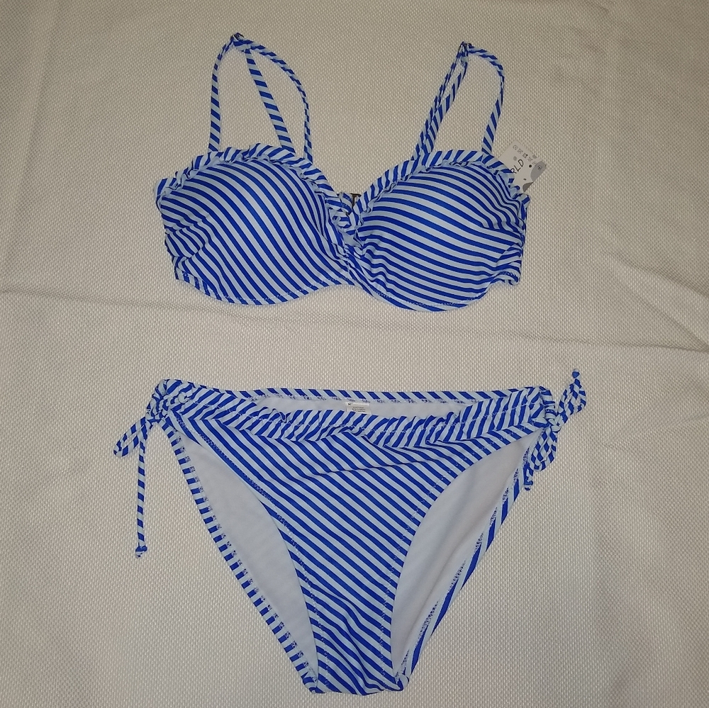 Fashion World 2 piece swimsuit (bikini)